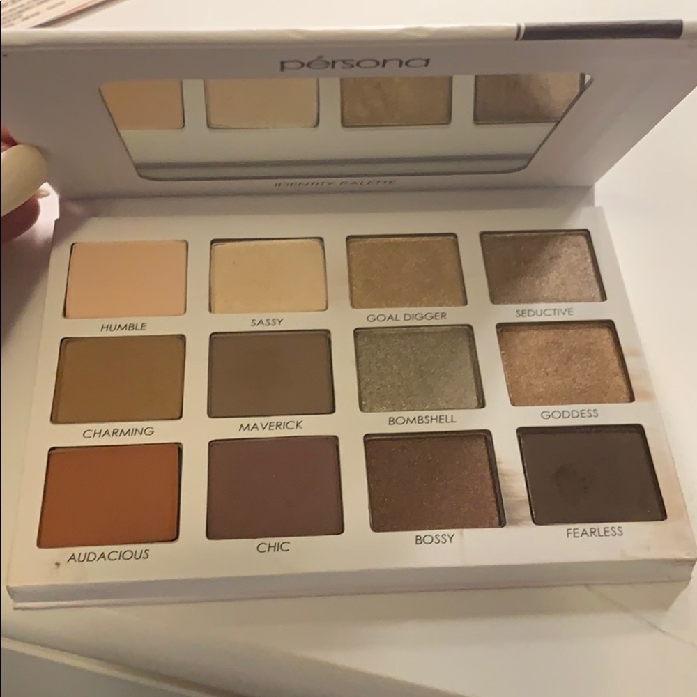 Persona Cosmetics Identity Palette
